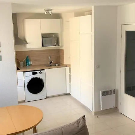 Apartament Large Studio 200m From The Sandy Beaches Air Conditioning Wifi